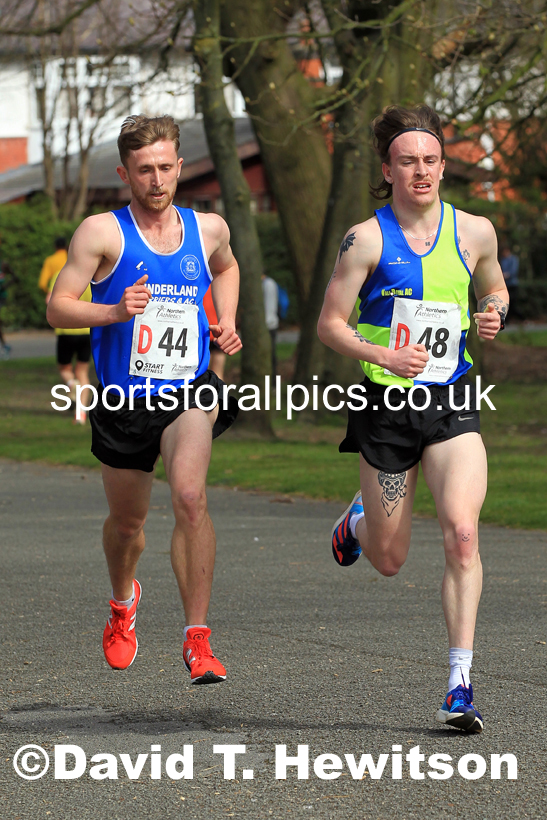 Senior Mens Northern 12 Stage Road Relay, 2022 Northern 12 and 6 Stage Road Relays,  Birkenhead Park, Birkenhead, Wirral.  Photo: David T. Hewitson/Sports for All Pics
